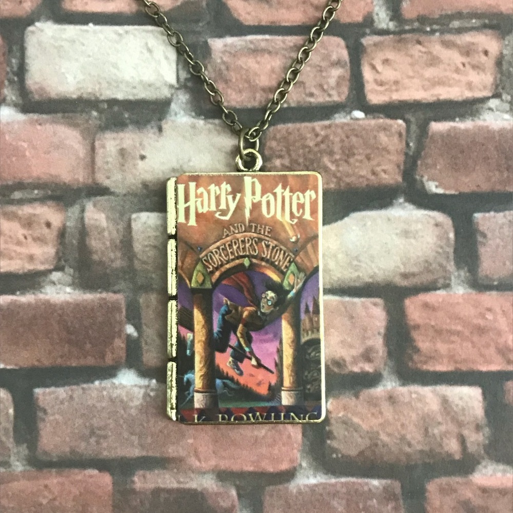 🆕 HP Book Cover Pendant Necklace